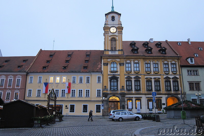 Rathaus am Marktplatz von Cheb, Tschechien